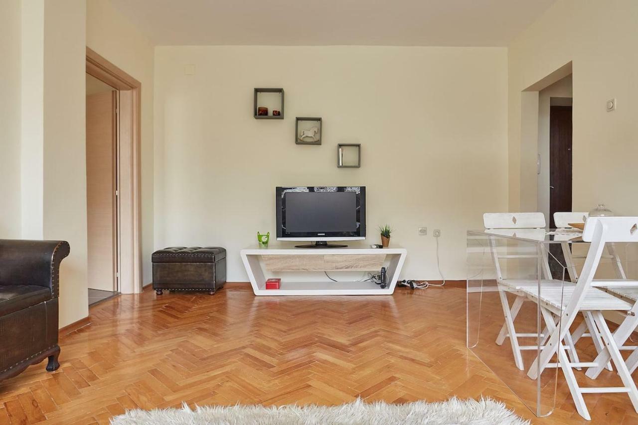 Square Vanilla Apartments سكوبجي المظهر الخارجي الصورة